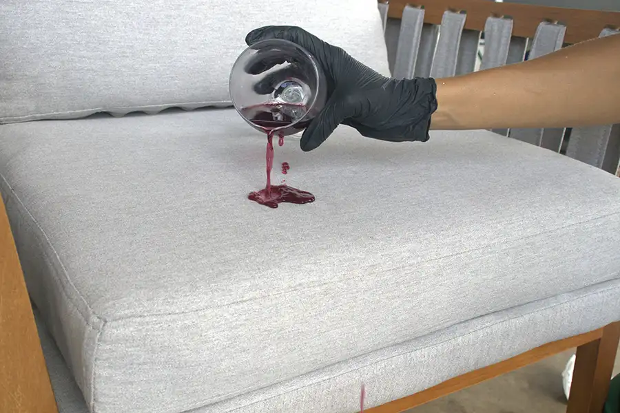 Scotchgard services, furniture resistant to wine stains - Springfield, IL